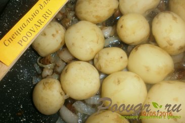 Молодой картофель с салом и луком Шаг 7 (картинка)