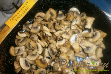 Чебуреки с грибами и сыром Шаг 8 (картинка)