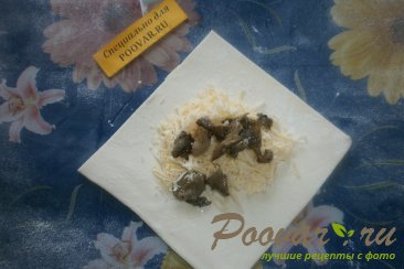 Слоечки с грибами и сыром Шаг 6 (картинка)