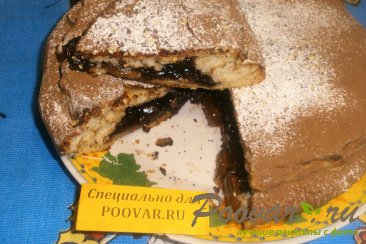 Пирог с вишнёвым вареньем и цукатами Изображение