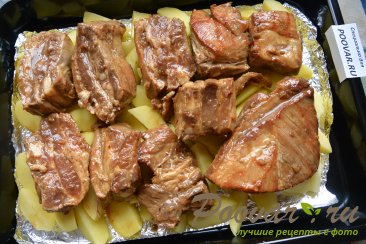 Свинина с картофелем и грибами в духовке (Новогоднее блюдо) Шаг 6 (картинка)
