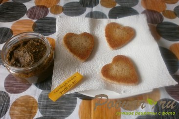 Бутерброды с соусом из оливок и вяленых помидор Шаг 5 (картинка)