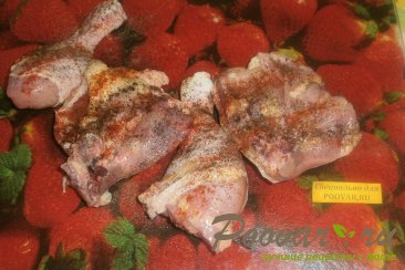 Жареная курица с луком, грибами и перцем Шаг 3 (картинка)