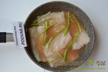 Рыба под шпинатом со сливками Шаг 2 (картинка)