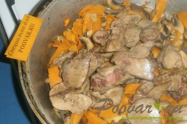 Рагу из куриной печени и грибов Шаг 10 (картинка)