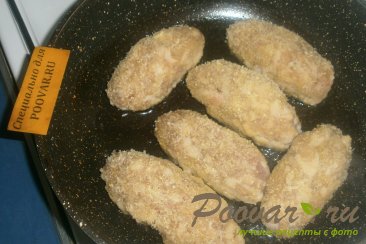 Колбаски куриные с кукурузными хлопьями Шаг 6 (картинка)