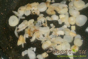 Куриные желудки с луком и томатом Шаг 4 (картинка)
