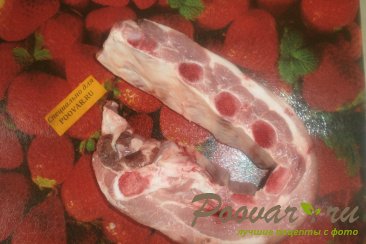 Свиные рёбрышки с красной смородиной Шаг 1 (картинка)