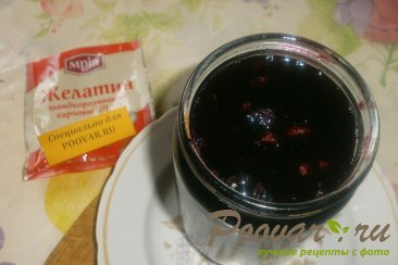 Варенье-желе из чёрной смородины с корицей Шаг 9 (картинка)