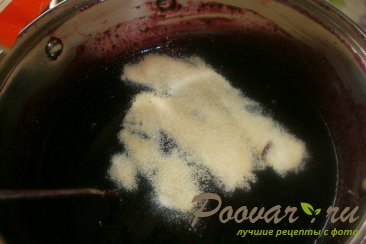 Варенье-желе из чёрной смородины с корицей Шаг 8 (картинка)