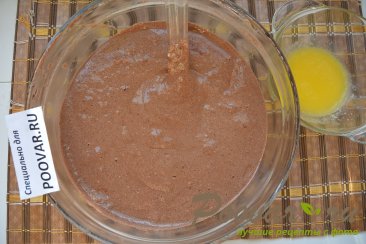 Шоколадный торт с шоколадным кремом и вишней Шаг 7 (картинка)