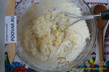 Лепешки с сыром на кефире на сковороде Шаг 4 (картинка)