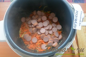 Тушеная картошка с сосисками в мультиварке Шаг 7 (картинка)