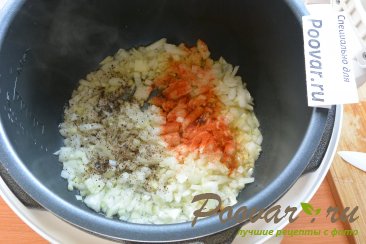 Суп с фасолью и колбасой в мультиварке-скороварке Шаг 1 (картинка)