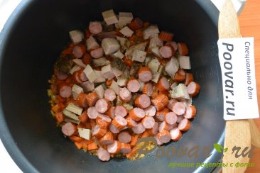 Суп с фасолью и колбасой в мультиварке-скороварке Шаг 4 (картинка)
