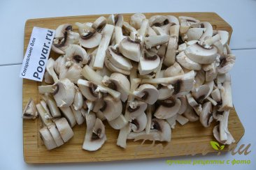 Куриные отбивные с грибами в сливочном соусе Шаг 2 (картинка)