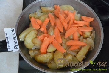 Картофель с овощами на сковороде Шаг 8 (картинка)