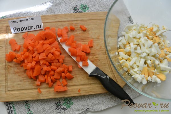 Салат из моркови с сыром и яйцами Шаг 3 (картинка)