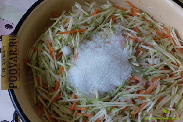 Салат из кабачков с морковью на зиму Шаг 6 (картинка)