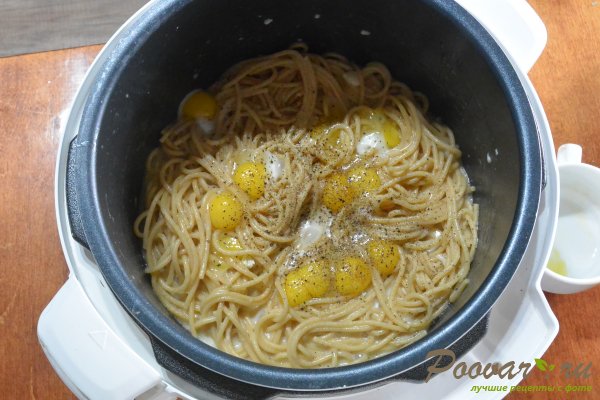 Спагетти с брынзой и яйцами в мультиварке-скороварке Шаг 10 (картинка)