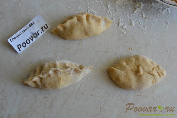 Пирожки из картофельного теста с чечевицей и колбасой Шаг 16 (картинка)