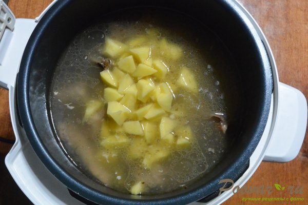 Суп с фасолью и мясом в мультиварке-скороварке Шаг 9 (картинка)