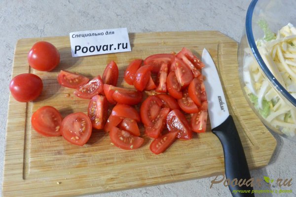 Салат из свежих овощей с яйцом и сыром Шаг 4 (картинка)