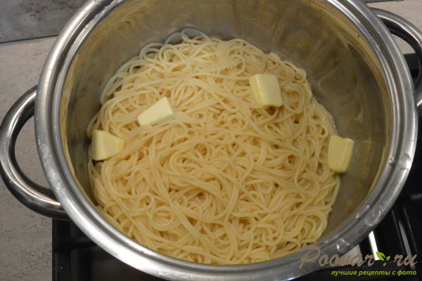 Спагетти с креветками и сыром Шаг 13 (картинка)