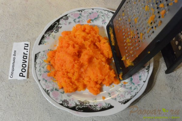 Свекла с морковью, семечками, чесноком и майонезом Шаг 6 (картинка)