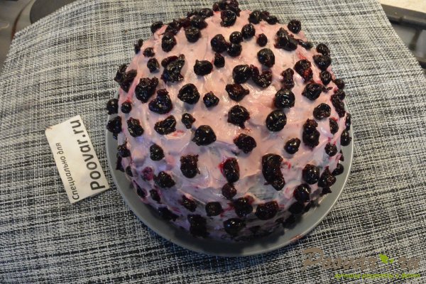 Бисквитный торт с кремом в микроволновке Шаг 19 (картинка)