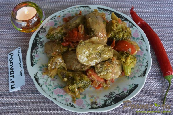 Куриная печень с овощами на сковороде Шаг 13 (картинка)