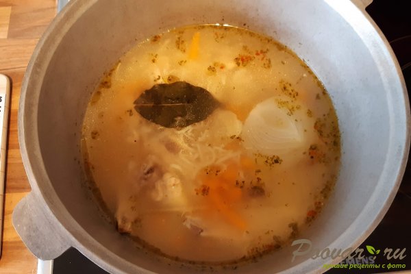Суп с курицей и домашней лапшой Шаг 10 (картинка)