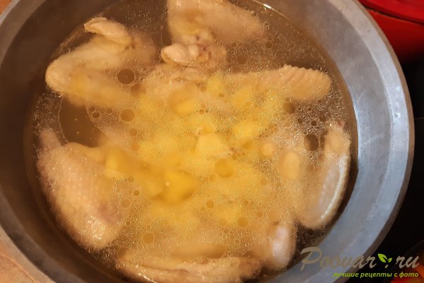 Рассольник с курицей и солеными помидорами Шаг 9 (картинка)
